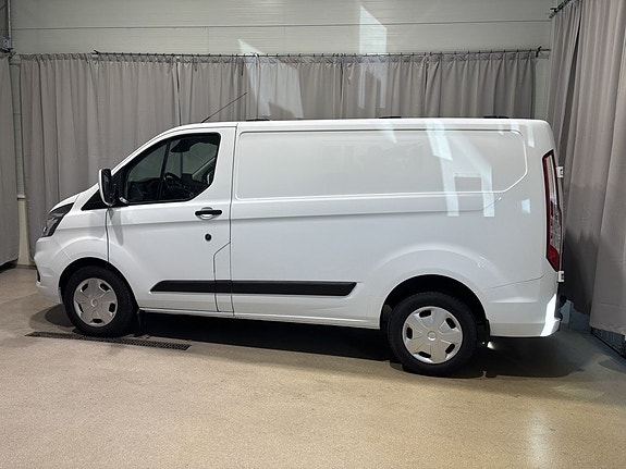 Ford Transit Custom 2 of 29