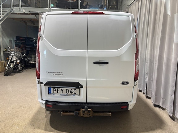 Ford Transit Custom 4 of 29