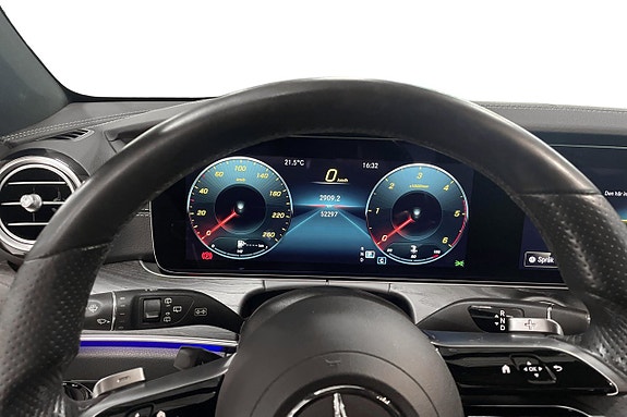Mercedes-Benz E220 8 of 19
