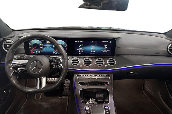 Mercedes-Benz E220 9 of 19