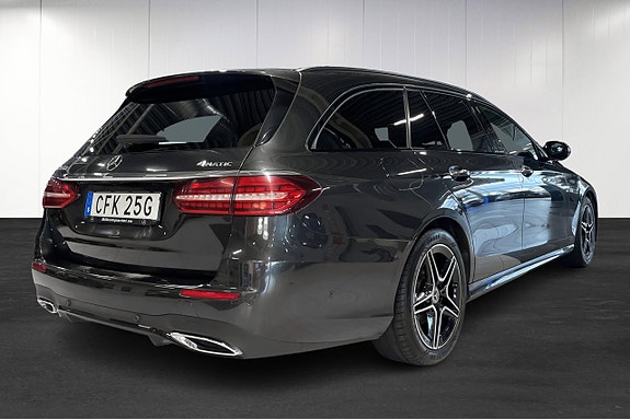 Mercedes-Benz E220 4 of 19