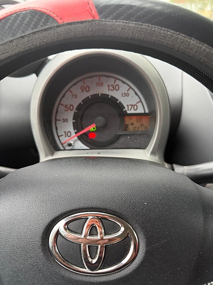Toyota Aygo 7 of 8