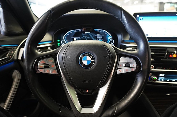 BMW 530e 17 of 30