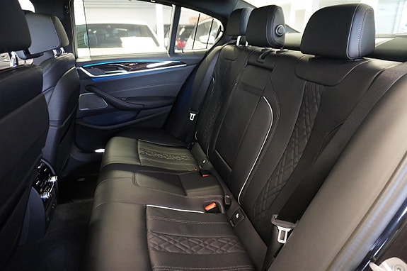 BMW 530e 13 of 30