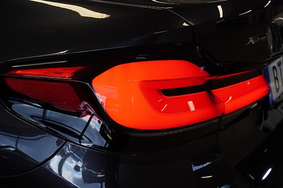 BMW 530e 7 of 30