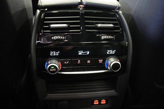 BMW 530e 15 of 30