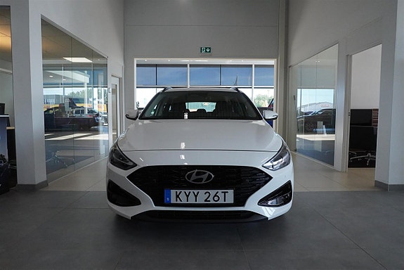 Hyundai i30 3 of 9
