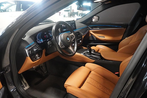 BMW 530e 2 of 19