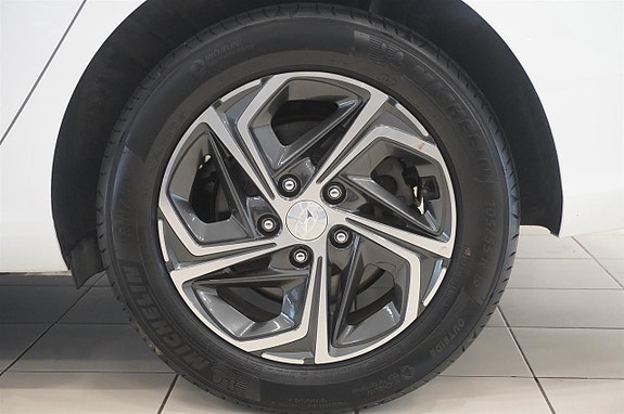 Hyundai i30 7 of 15