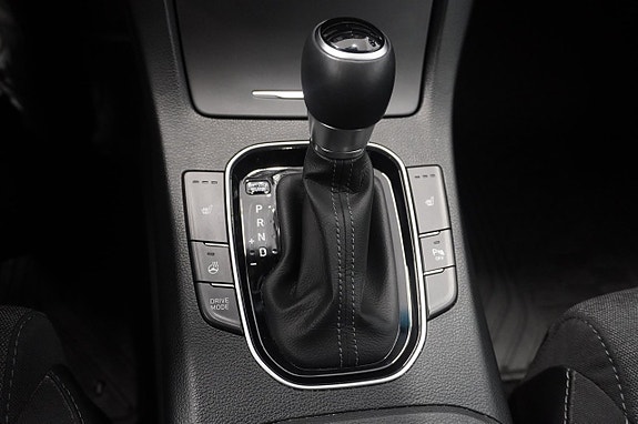 Hyundai i30 12 of 15