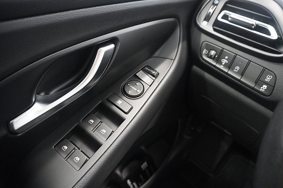 Hyundai i30 14 of 15