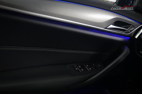 BMW 530i 18 of 30