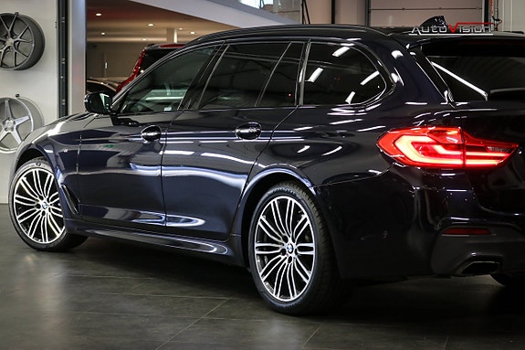 BMW 530i 5 of 30