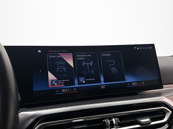 BMW i4 27 of 30