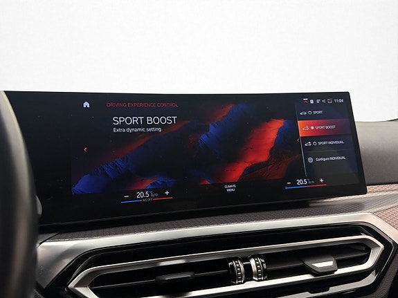 BMW i4 28 of 30