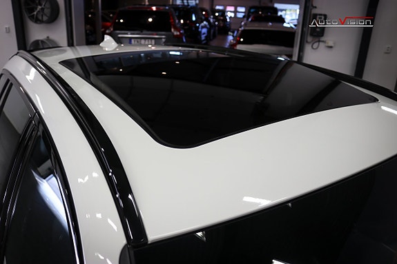 BMW 320 8 of 30