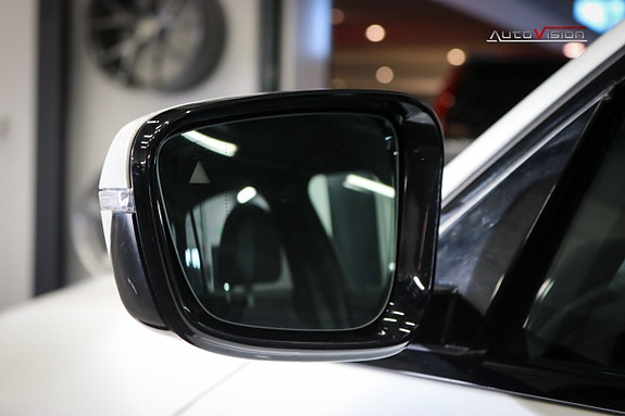 BMW 320 9 of 30