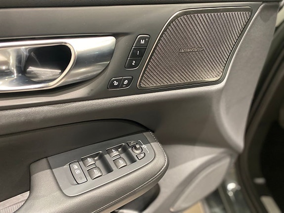 Volvo V60 12 of 20