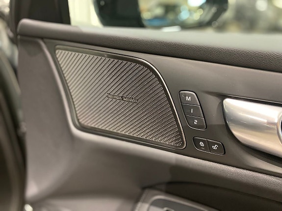 Volvo V60 14 of 20