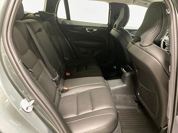 Volvo V60 13 of 20