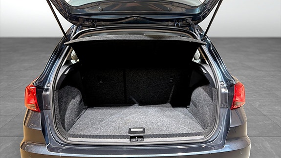 Seat Arona 12 of 18