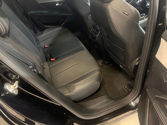 Peugeot 3008 8 of 10