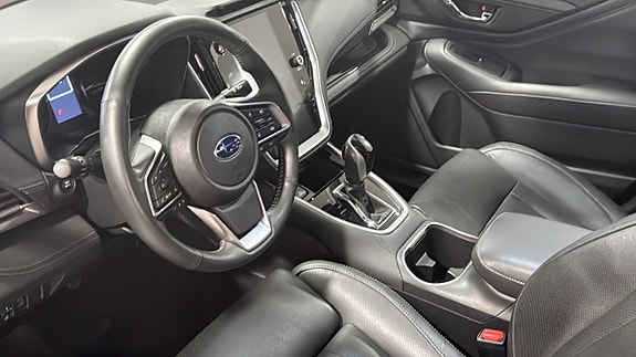 Subaru Outback 9 of 12