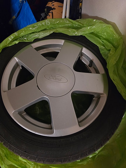 Ford Fiesta 5 of 9