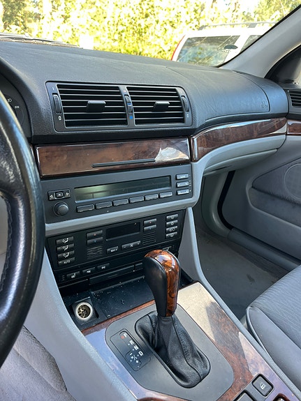 BMW 520i 15 of 21