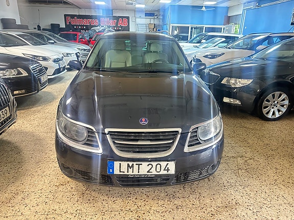 Saab 9-5 2 of 9