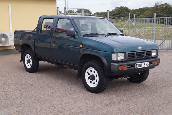 Nissan King Cab 3 of 16