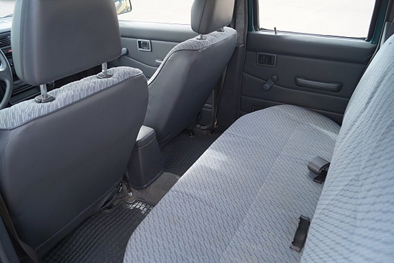 Nissan King Cab 13 of 16