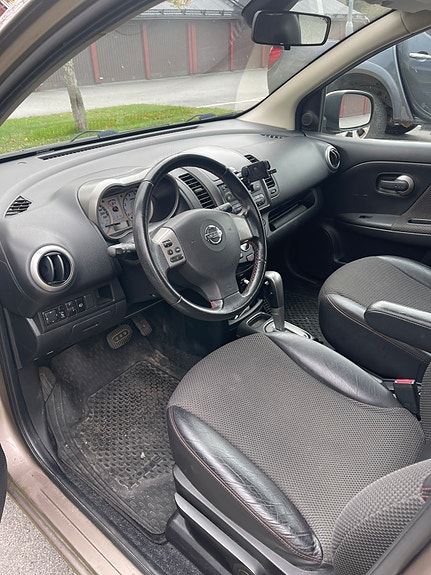 Nissan Note 2 of 4
