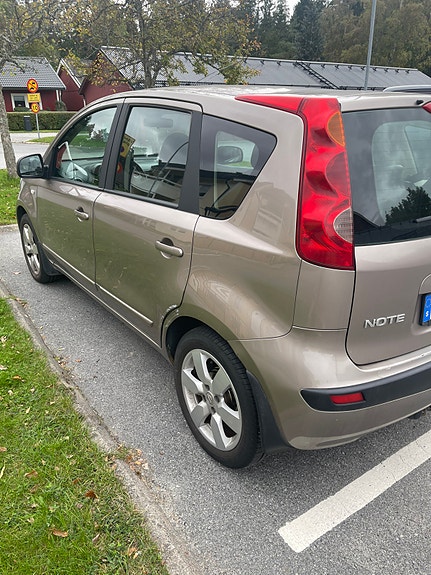 Nissan Note 4 of 4