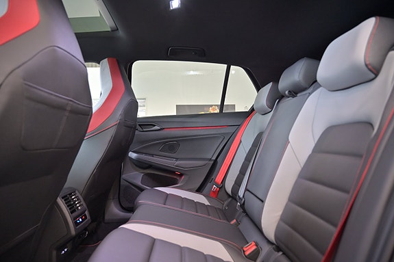 Volkswagen Golf I 30 of 30