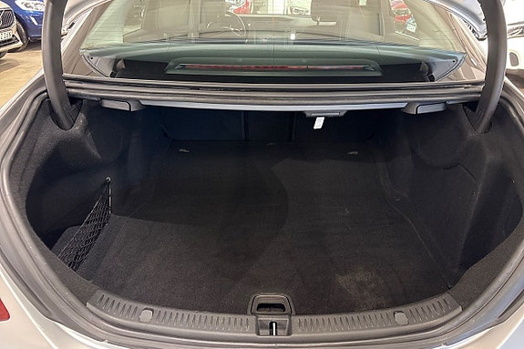 Mercedes-Benz E220 d 17 of 18