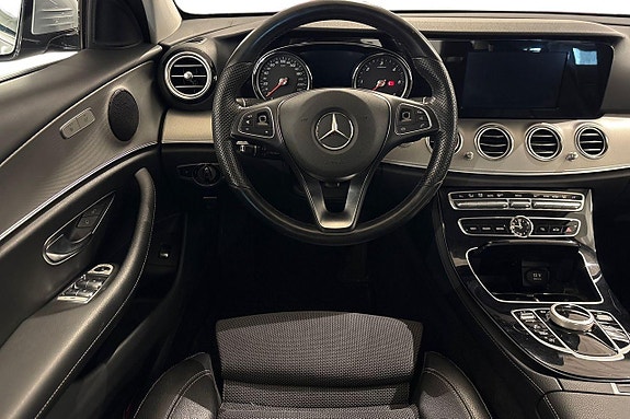Mercedes-Benz E220 d 7 of 18