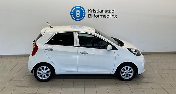 Kia Picanto 7 of 12