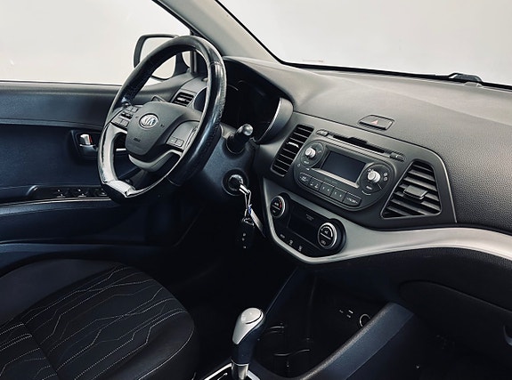 Kia Picanto 10 of 12