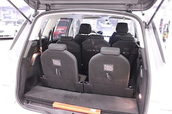 Citroen Grand C4 Picasso 15 of 28