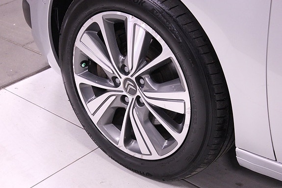 Citroen Grand C4 Picasso 24 of 28