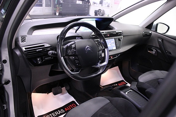 Citroen Grand C4 Picasso 11 of 28