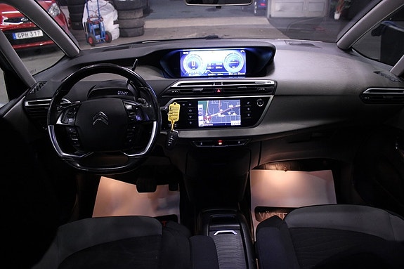 Citroen Grand C4 Picasso 14 of 28