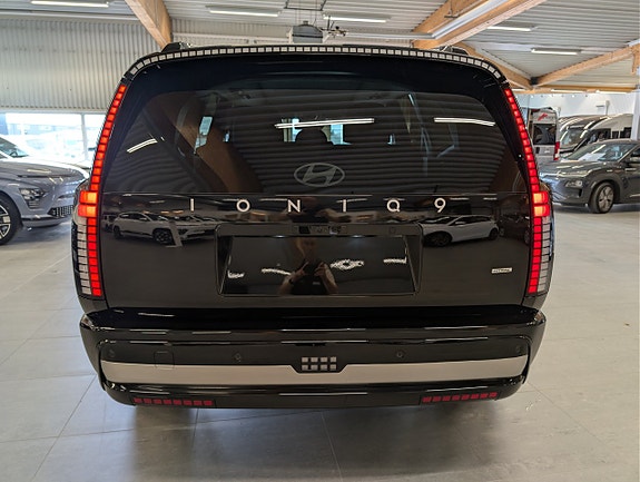 Hyundai Ioniq 9 8 of 15