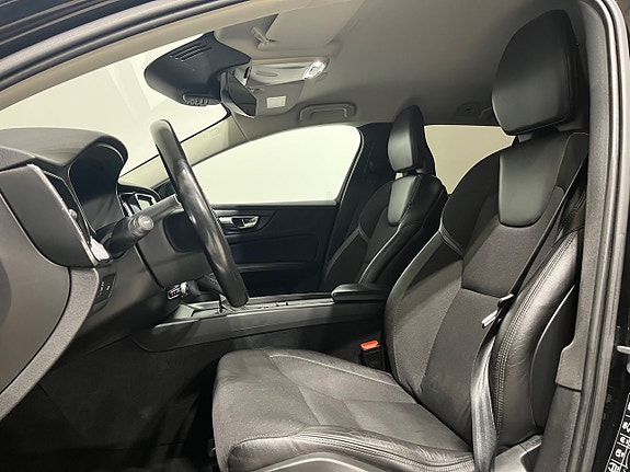 Volvo V60 9 of 22