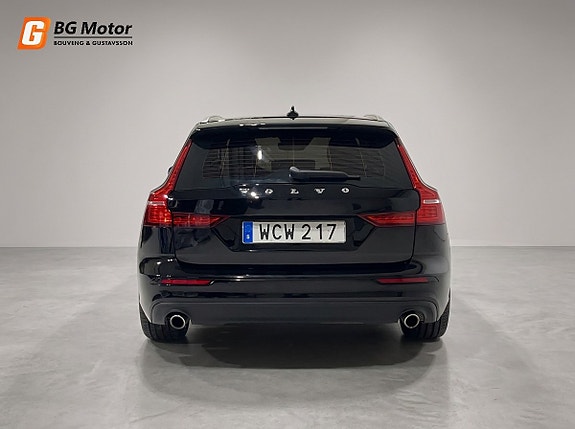 Volvo V60 5 of 22