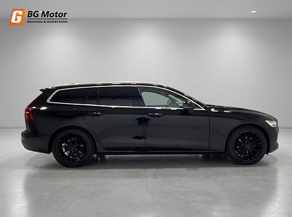 Volvo V60 3 of 22