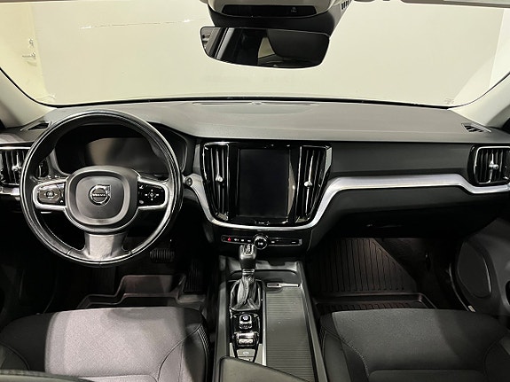 Volvo V60 12 of 22