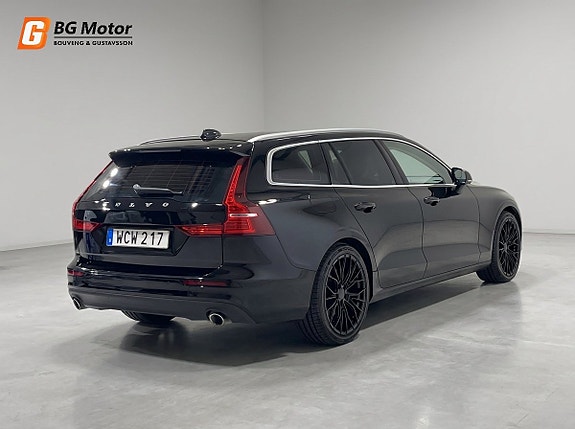 Volvo V60 4 of 22