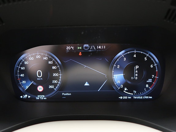 Volvo XC60 23 of 30